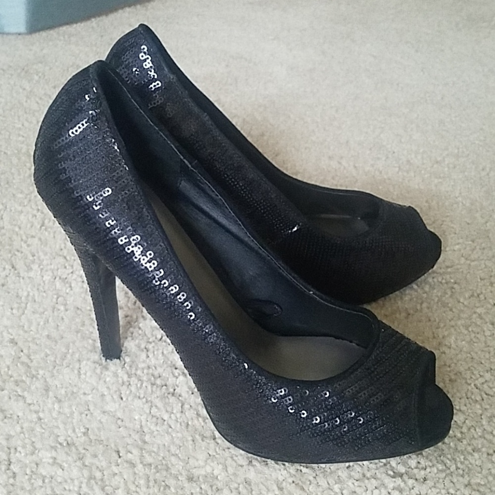 Sequined shoes
